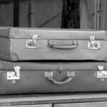 Valises en cuir utilisées par les ancêtres lors de leurs voyages